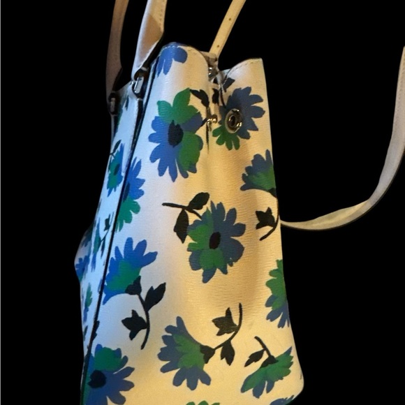 Kate Spade Rare Find Satchel (zipper closure) and Shoulder or Crossbody Bag. - Picture 5 of 16